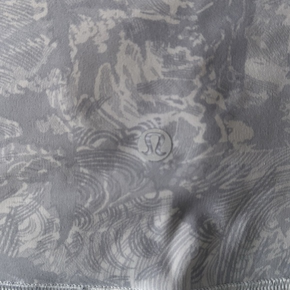 Lululemon Gray Patterned Leggings - Align - Picture 4 of 5